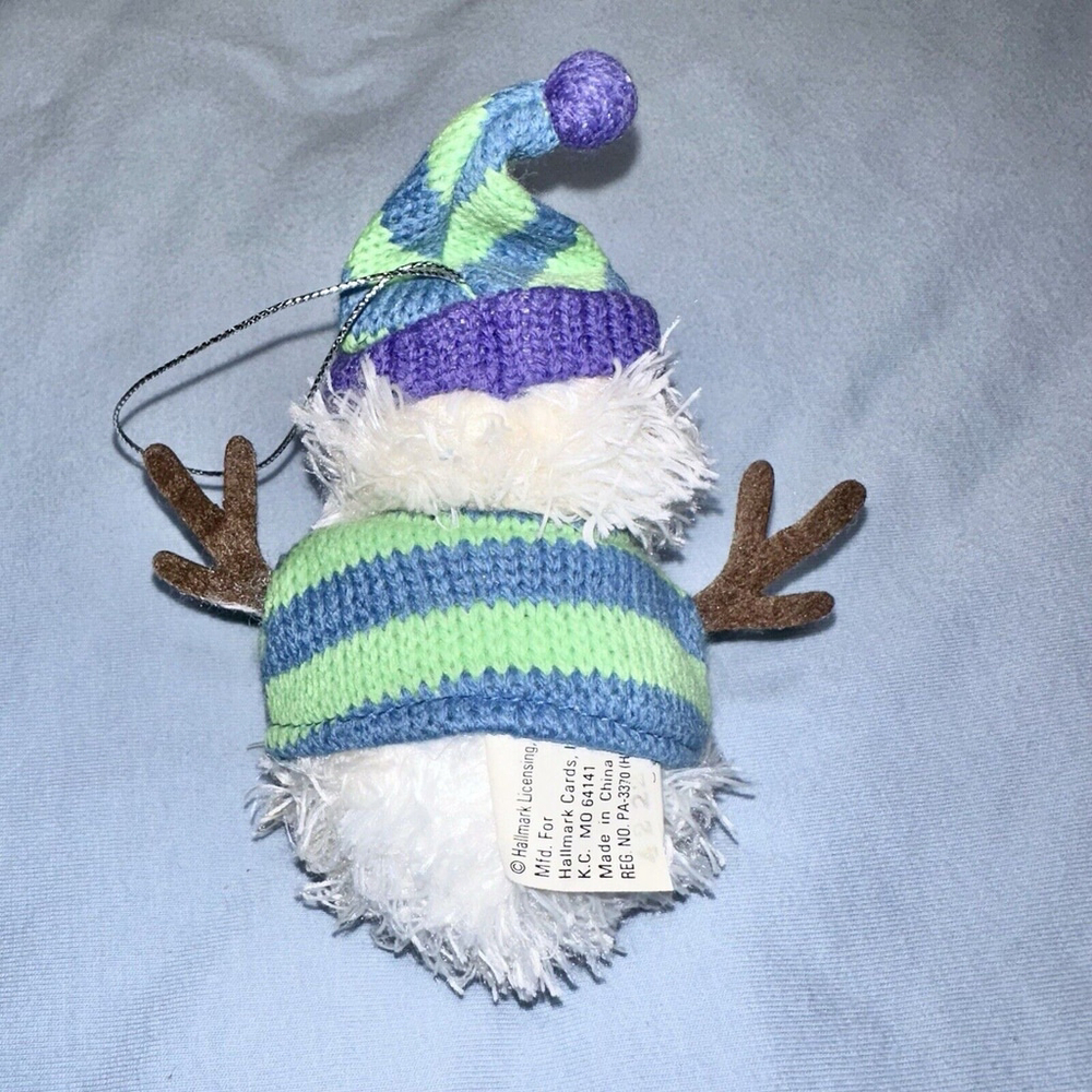 Vintage Hallmark Winter Wobbler Snowman Christmas Ornament - Picture 2 of 4